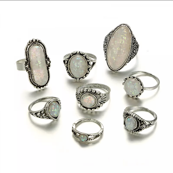A set of Tocona rings in vintage style